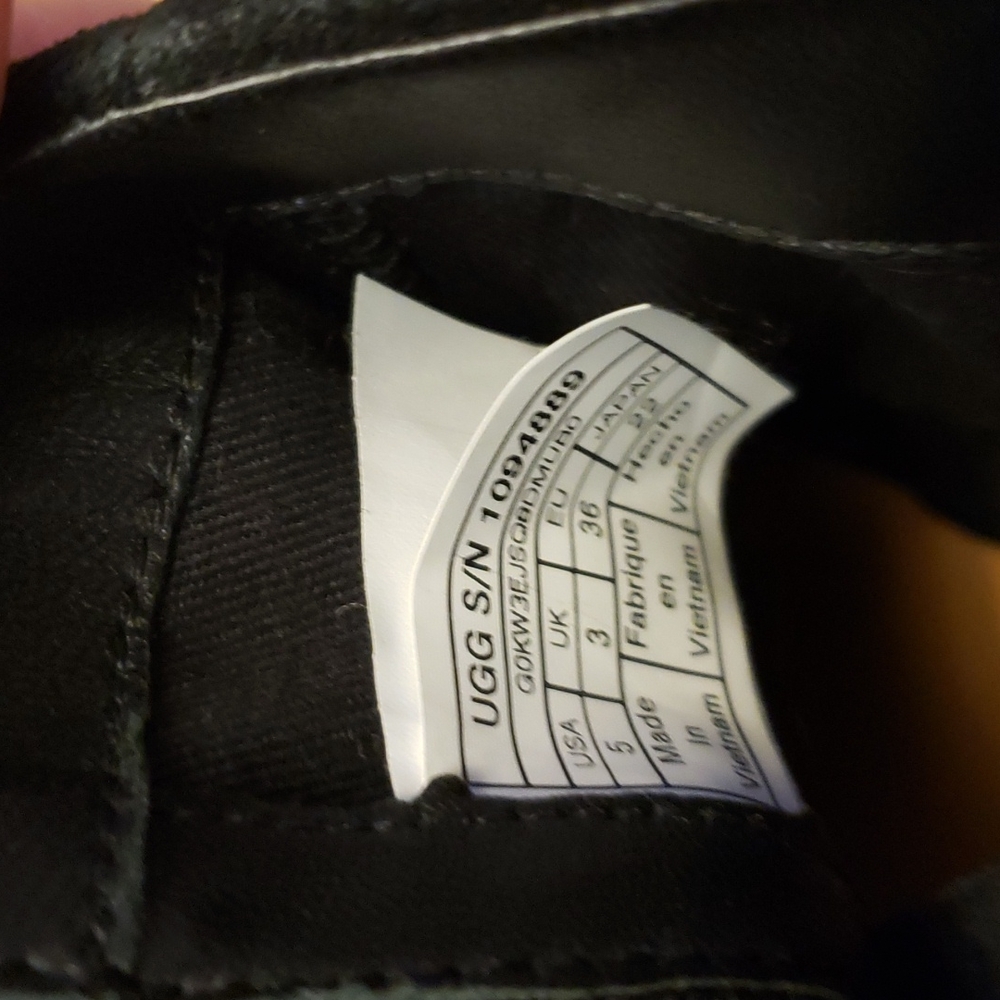 UGG boots - Picture 7 of 7